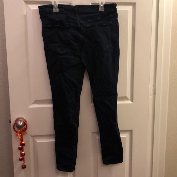 Universal thread jeans. - Picture 3 of 6